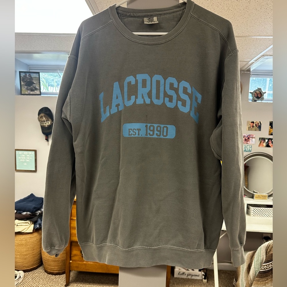Gray lacrosse hoodie